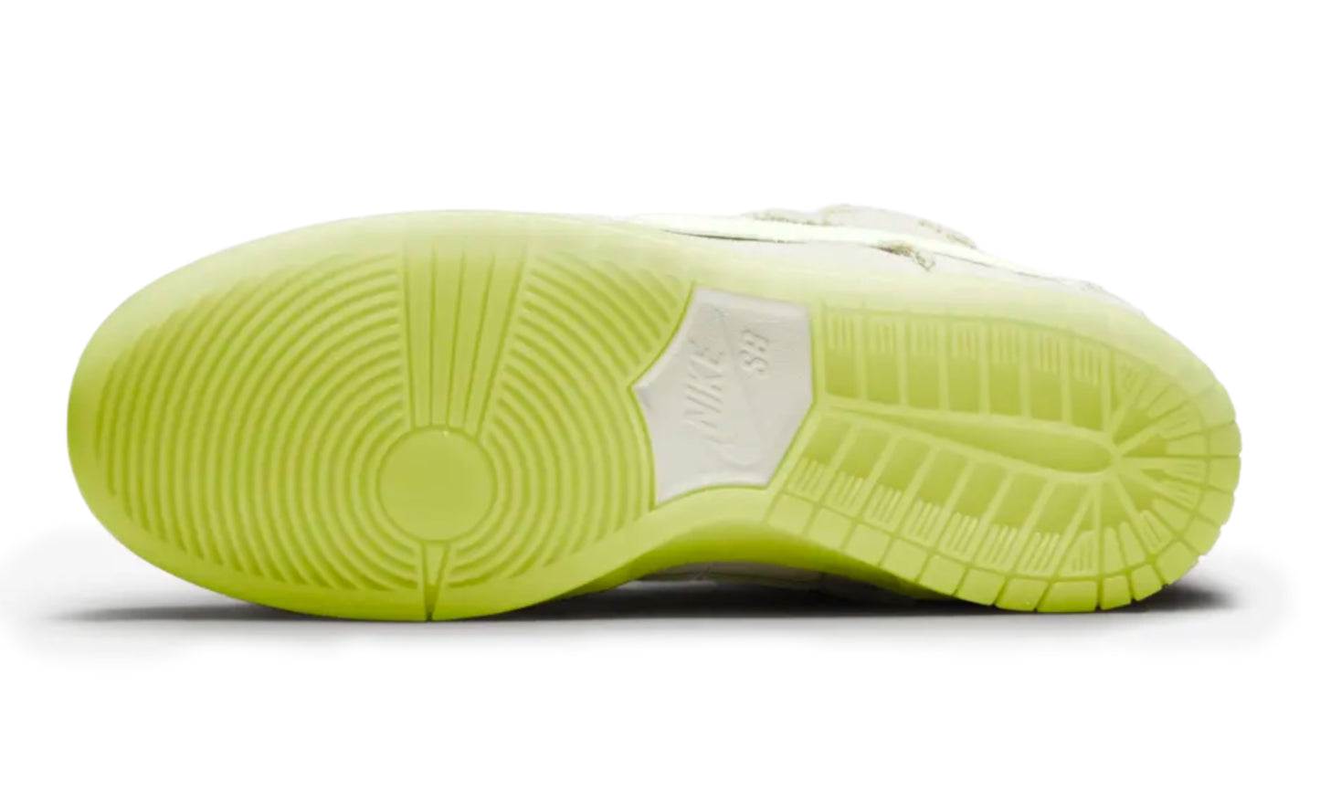 Nike SB Dunk Low Mummy con telas desgastadas y suela glow edición Halloween México