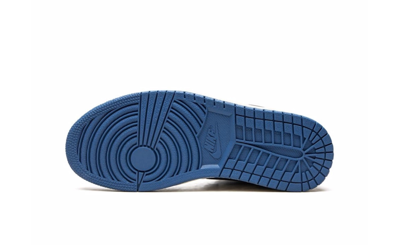 Jordan 1 Retro High OG Travis Scott Fragment azul y blanco con Swoosh invertido y logo Cactus Jack México