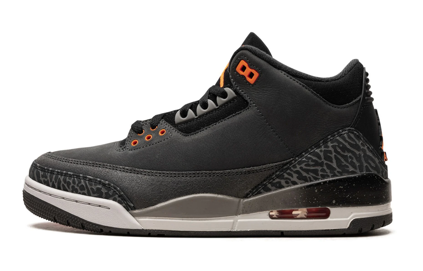 Jordan 3 Fear color negro con detalles naranja edición retro OG México