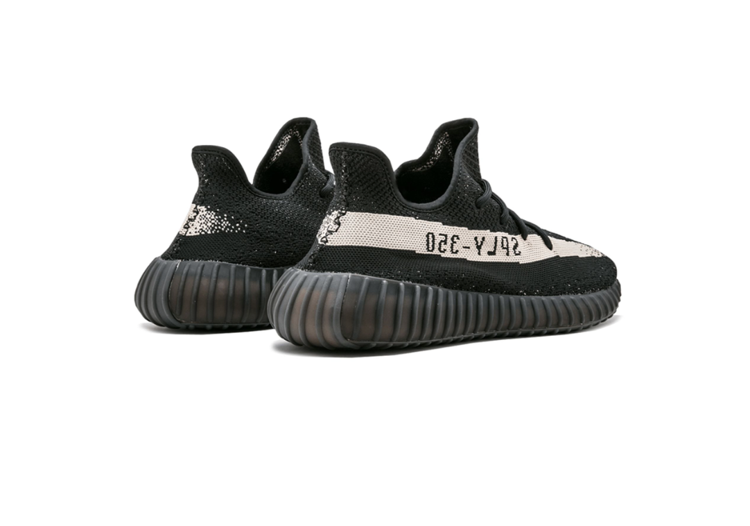 Tenis Adidas Yeezy Boost 350 V2 Oreo México vista lateral.