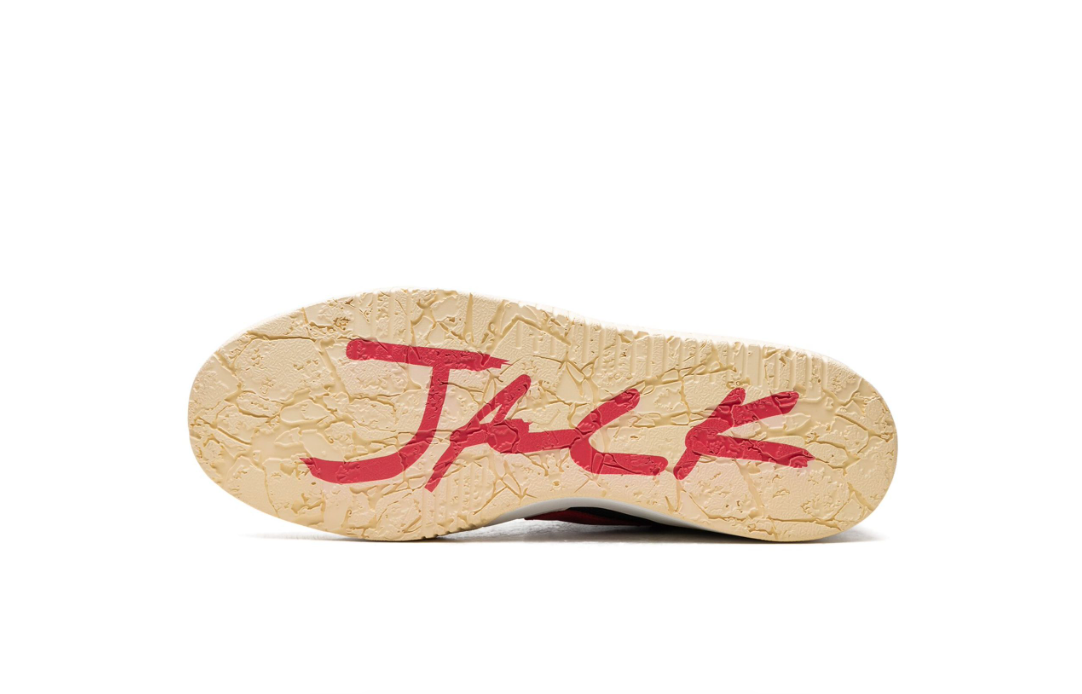 Jordan Jumpman Jack Travis Scott University Red en tonos rojo, blanco y negro con Swoosh invertido México