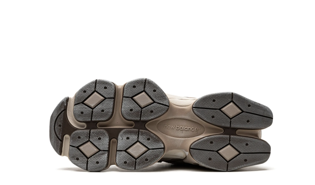 New Balance 9060 Mushroom Café Mujer