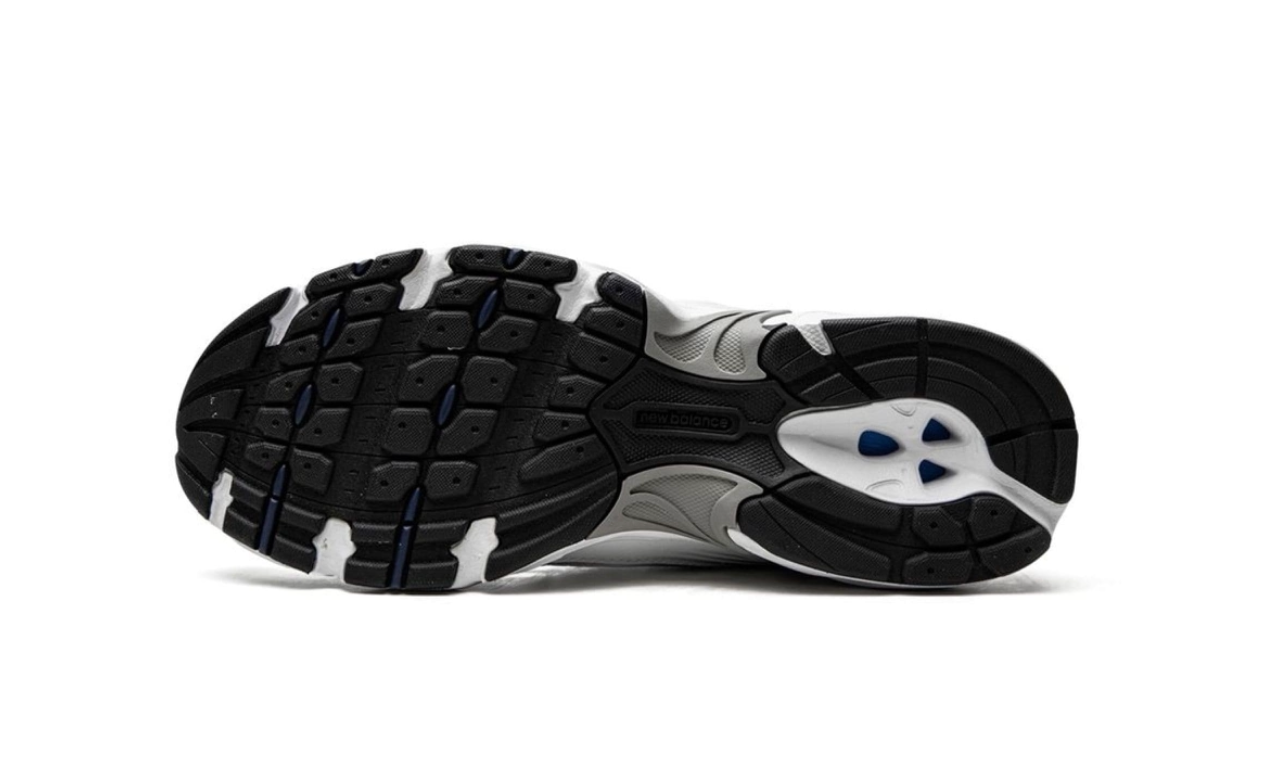 Tenis New Balance 530 Azul Marino Mujer México vista lateral.