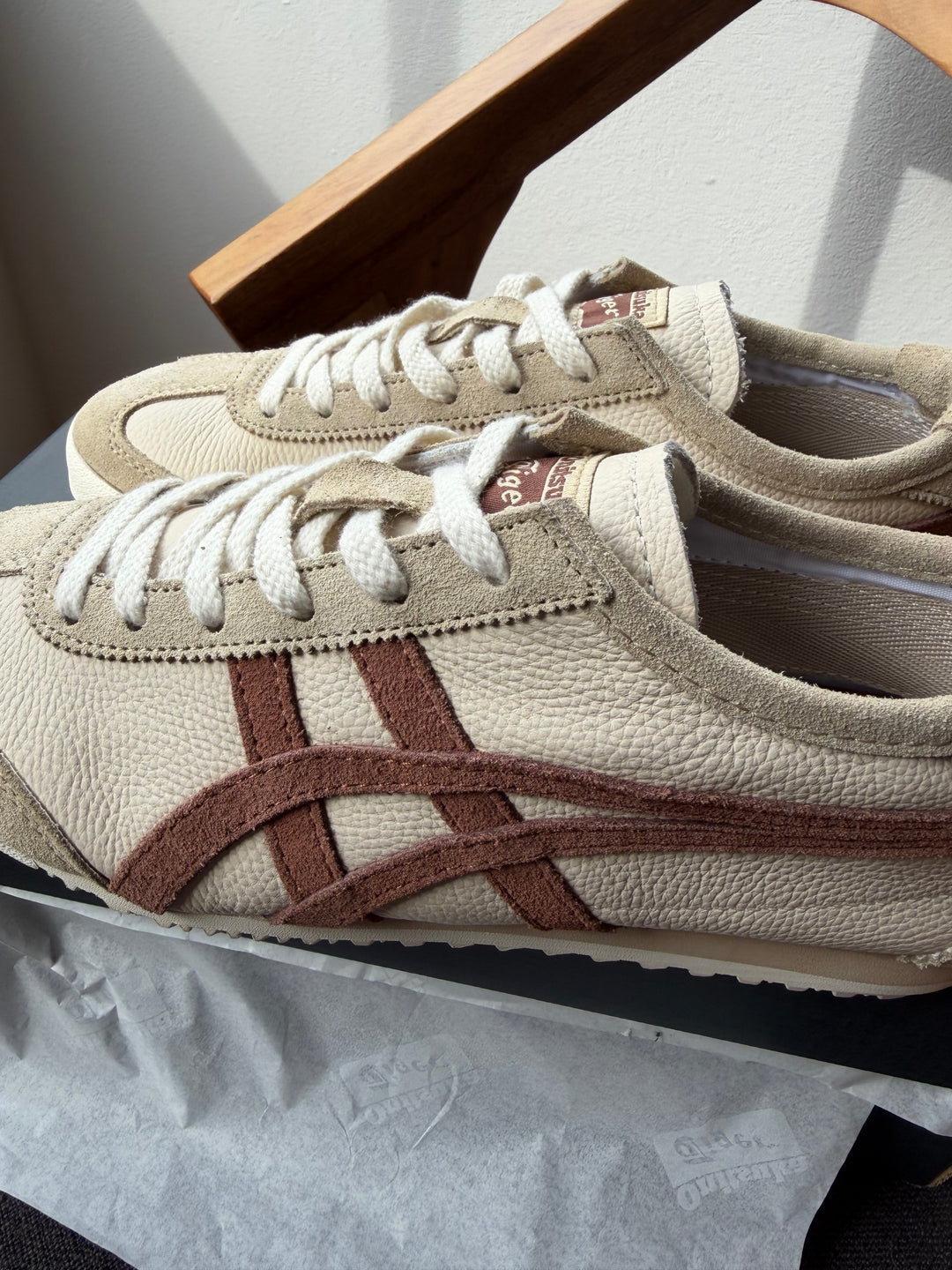 Onitsuka Tiger Mexico 66 Vintage Beige Café