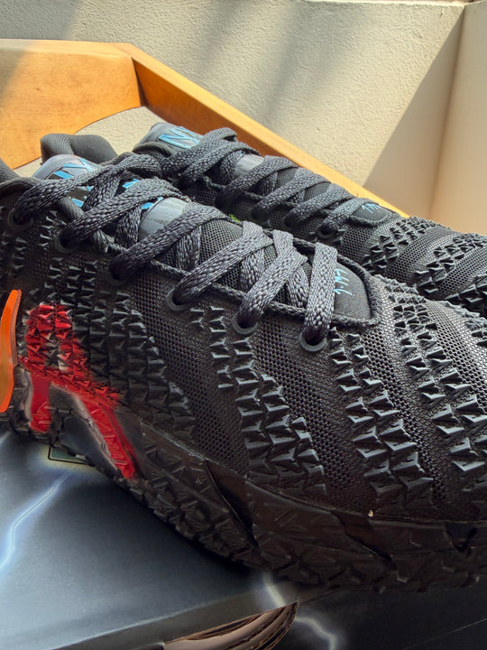 Nike Ja 3 NY vs NY detalle Swoosh dorado