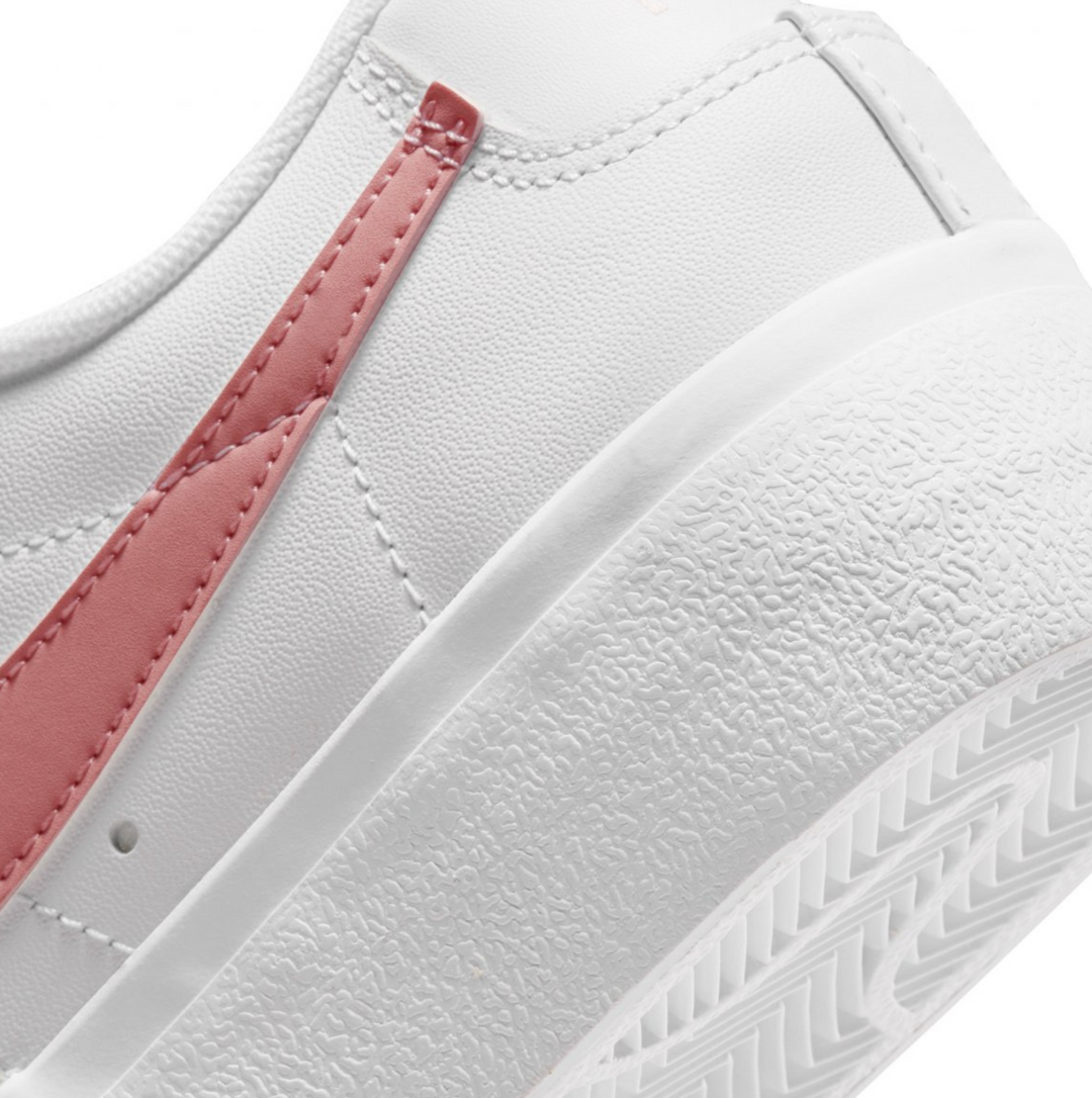 Nike Blazer Low Platform Blanco Rosa con Swoosh rosa pastel para mujer México