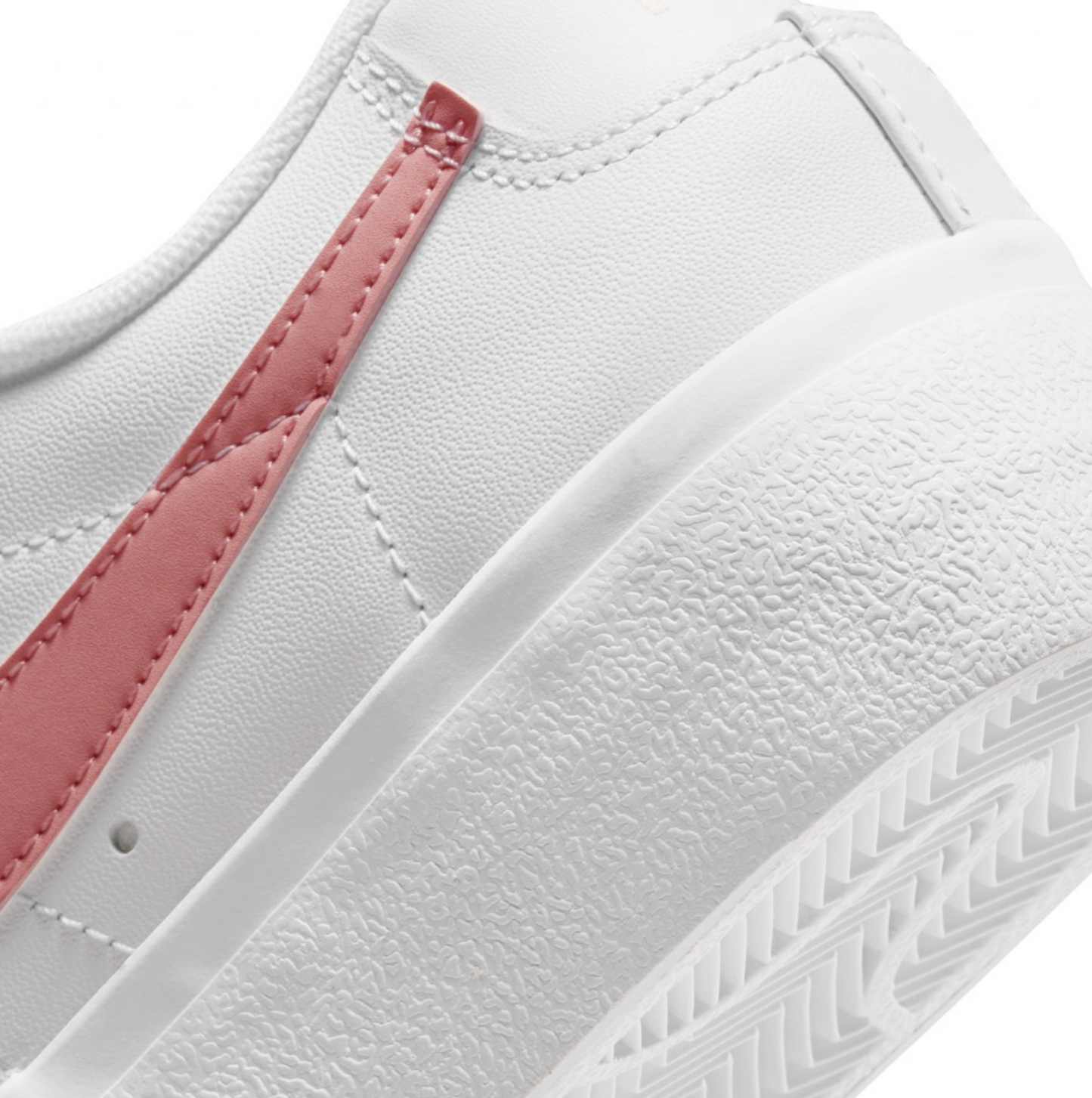 Nike Blazer Low Platform - Blanco Rosa