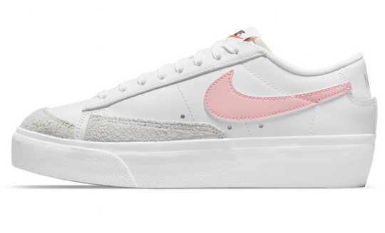Nike Blazer Low Platform Blanco Rosa con Swoosh rosa pastel para mujer México