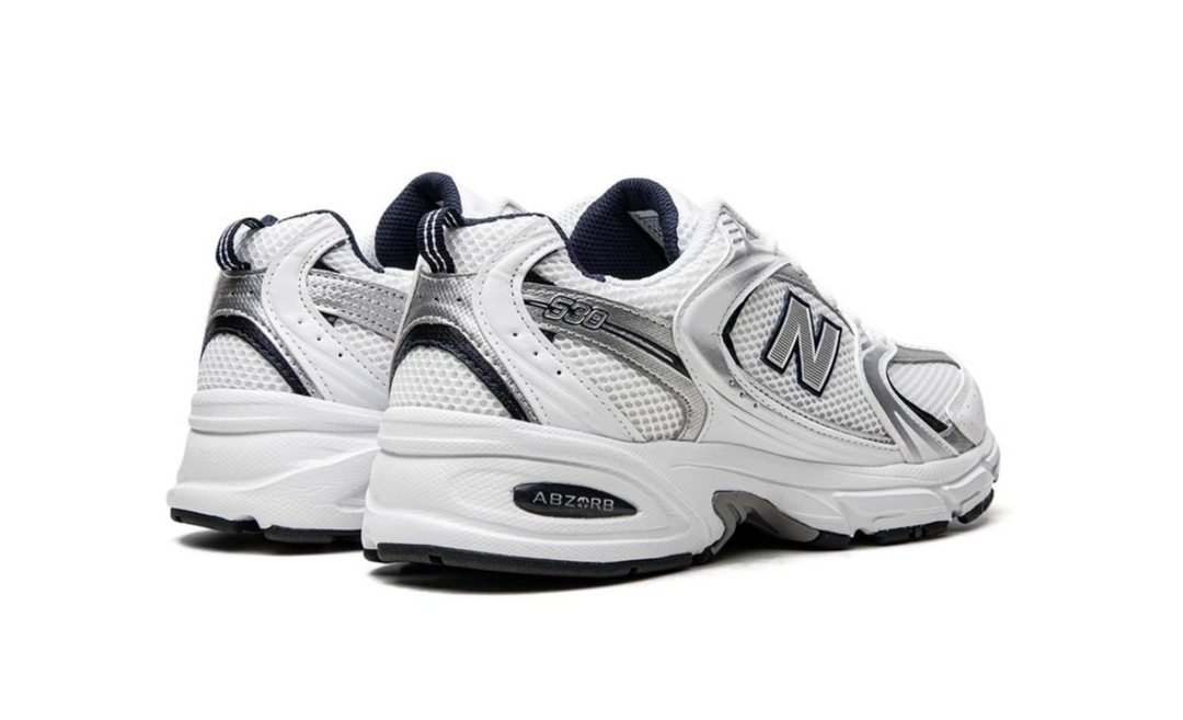 Tenis New Balance 530 Azul Marino Mujer México vista lateral.