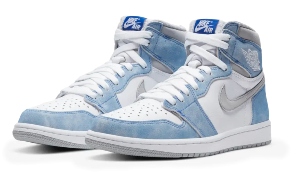 Jordan 1 Hyper Royal high con gamuza azul efecto vintage y piel blanca México