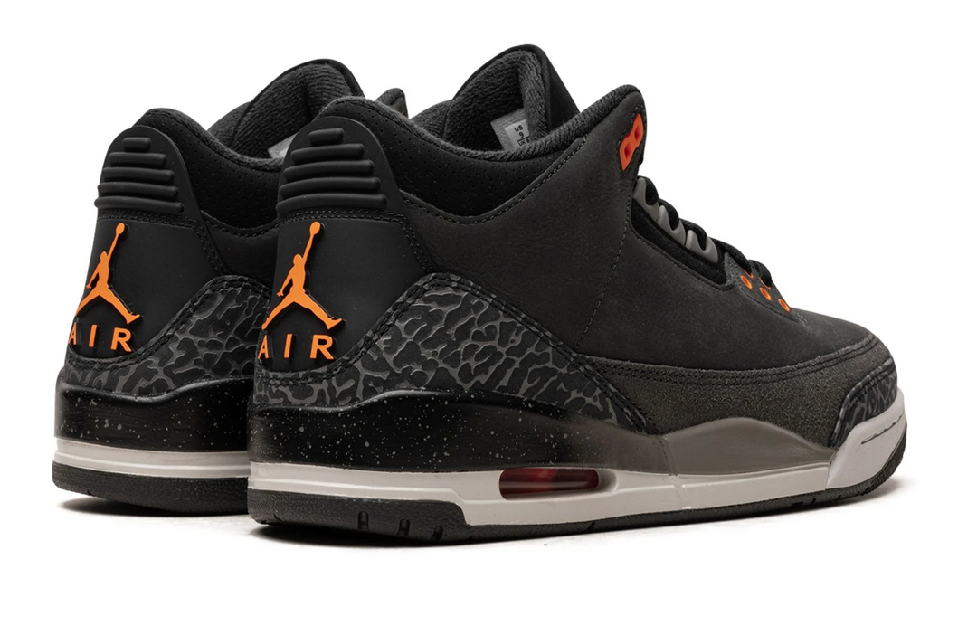 Jordan 3 Fear color negro con detalles naranja edición retro OG México