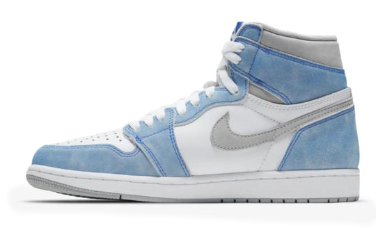 Jordan 1 Hyper Royal high con gamuza azul efecto vintage y piel blanca México