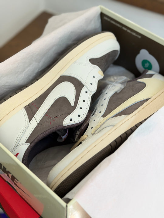 Jordan 1 Low OG SP Travis Scott Reverse Mocha | Edición Limitada