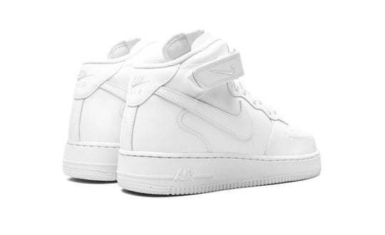 Tenis Nike Air Force 1 Mid Blanco vista lateral
