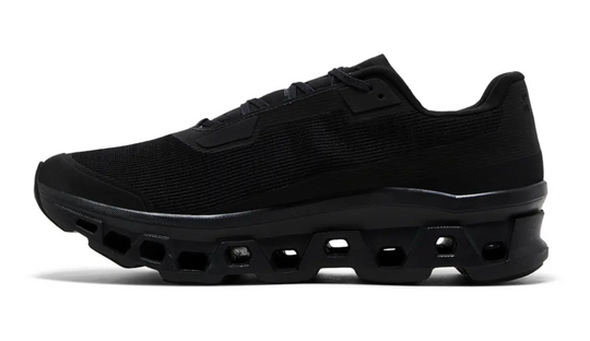 Tenis On Cloudmonster 2 Negros Unisex México vista lateral.