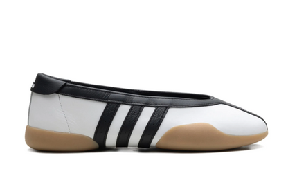 Adidas Taekwondo Mei Ballet – vista lateral blanco y negro