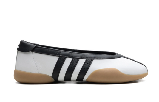 Adidas Taekwondo Mei Ballet – vista lateral blanco y negro