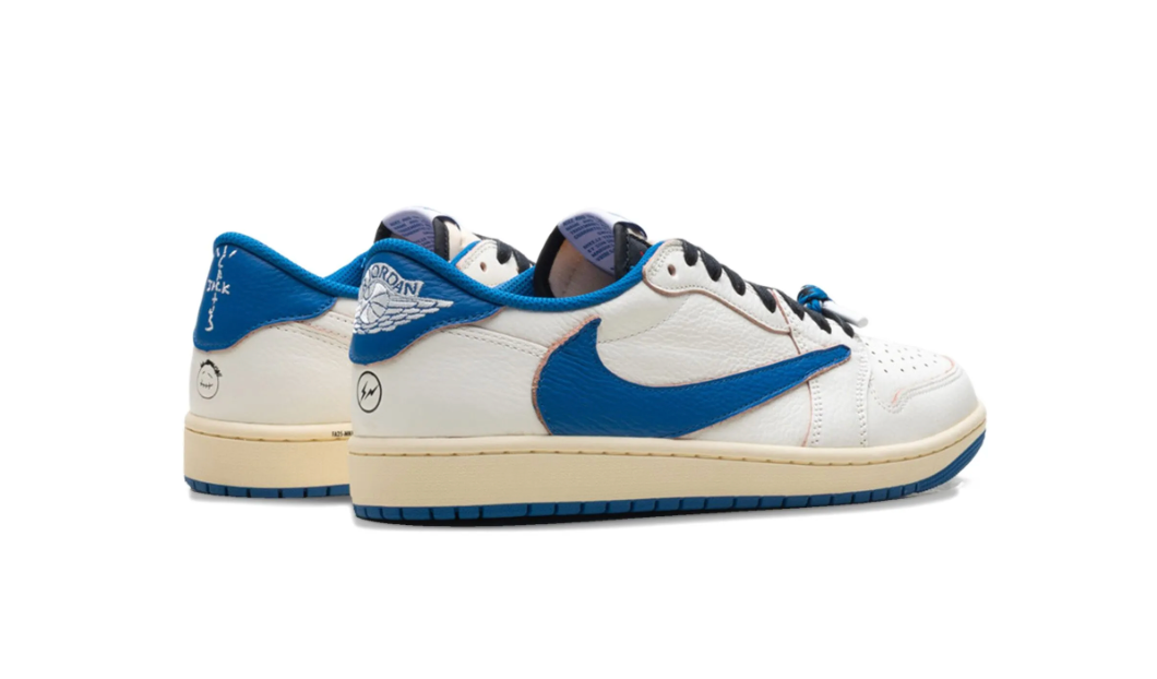 Jordan 1 Low Travis Scott Military Blue unisex – vista lateral