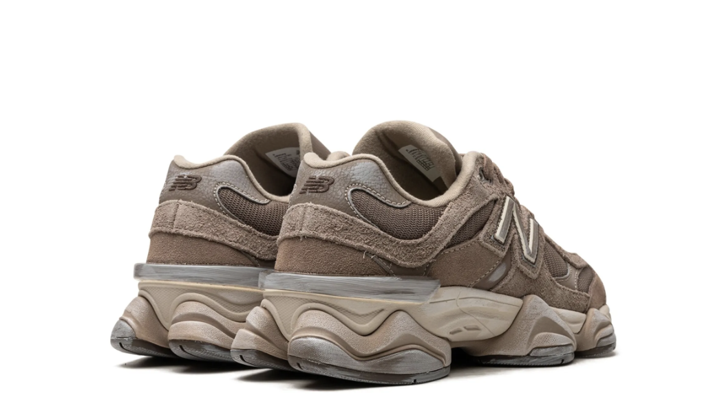 New Balance 9060 Mushroom Café Mujer