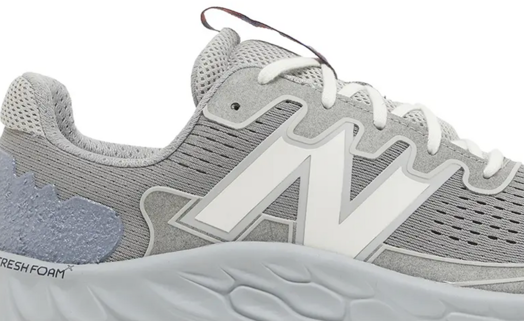 New Balance Hierro V7 Gris Mujer