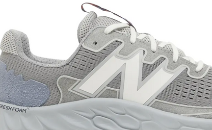 New Balance Hierro V7 Gris Mujer