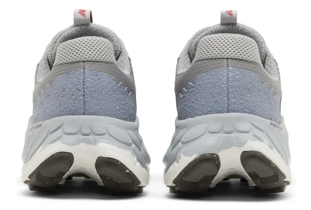 New Balance Hierro V7 Gris Mujer