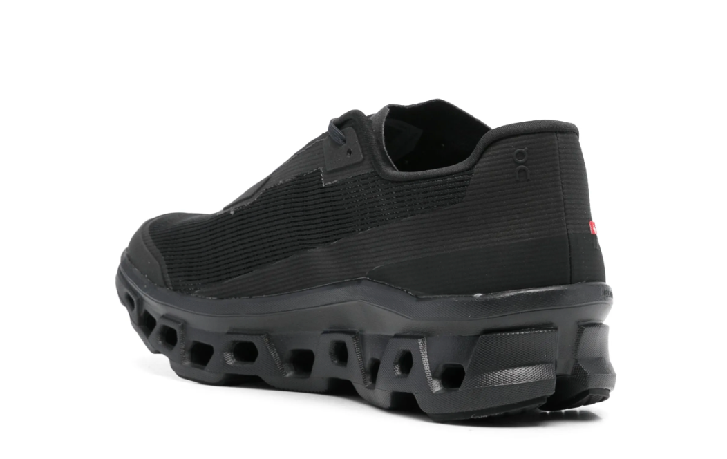 On Cloudmonster Void Unisex Negro