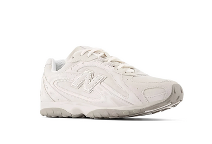 New Balance 204L Crema / Hueso (Beige)