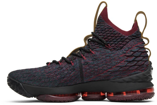 Nike LeBron 15 &