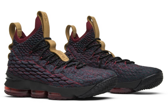Nike LeBron 15 &