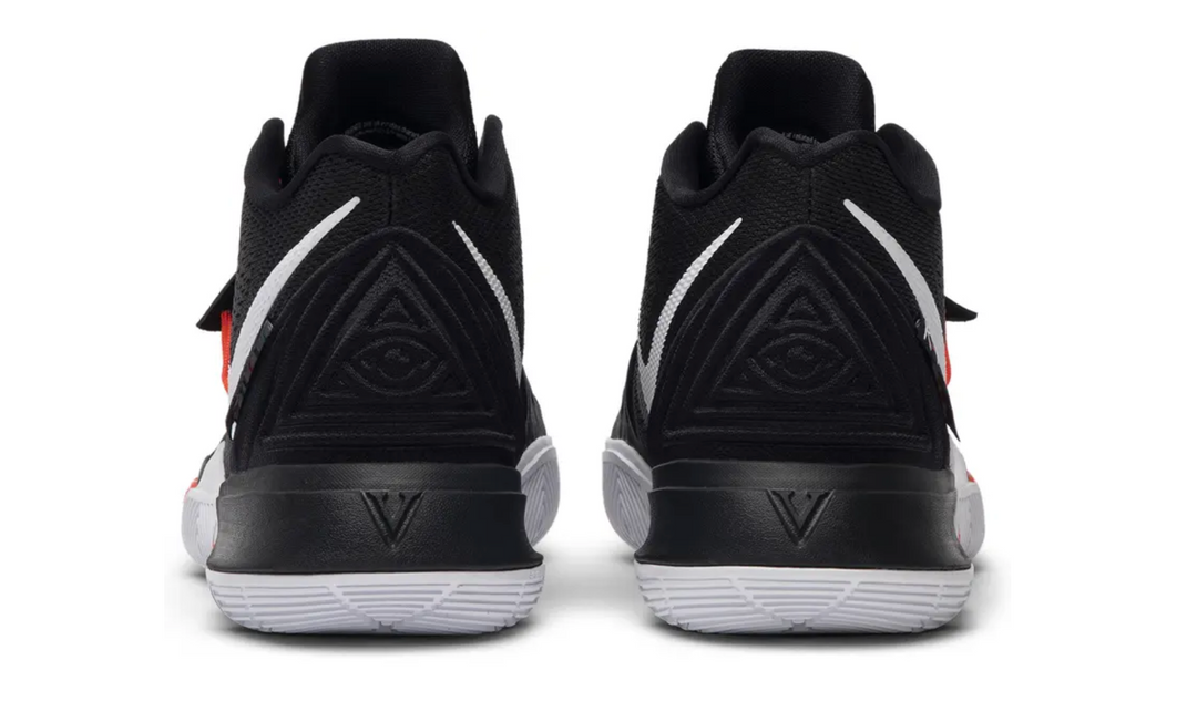 Nike Kyrie 5 &