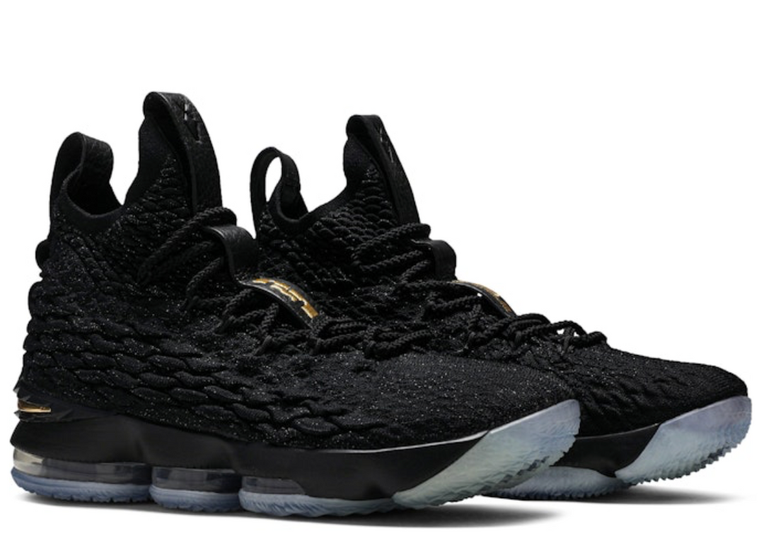 Nike LeBron 15 &