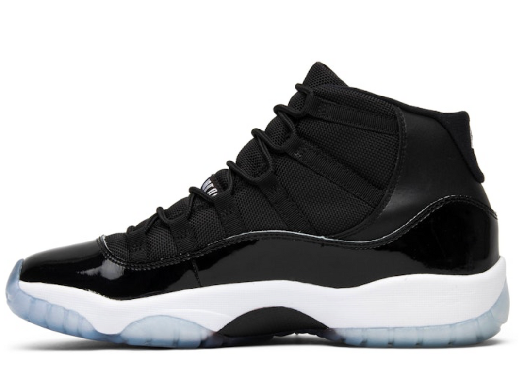 Air Jordan 11 Retro &