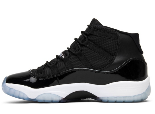 Air Jordan 11 Retro &