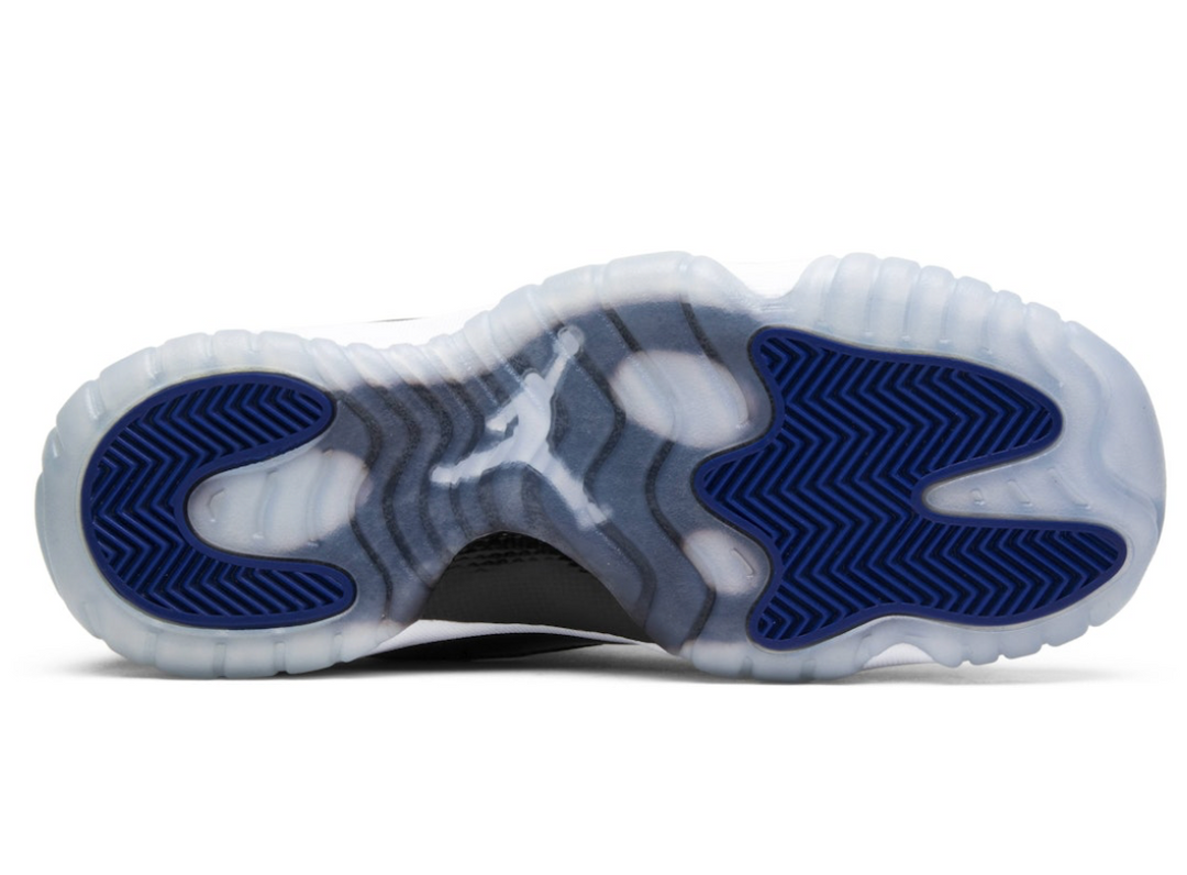 Air Jordan 11 Retro &