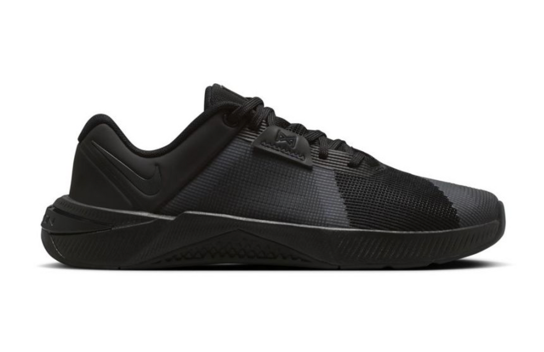 Nike Metcon 10 W Negro | Entrenamiento CrossFit vista lateral