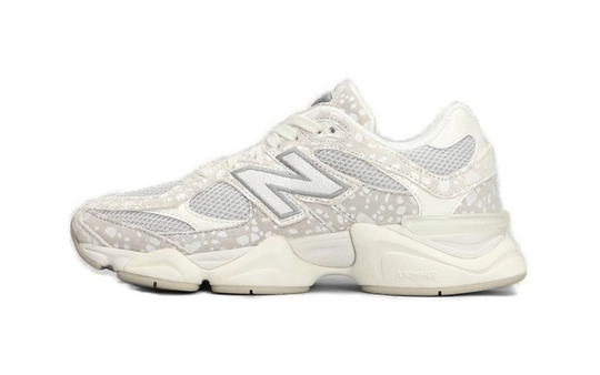 New Balance 9060 Puntitos Gris