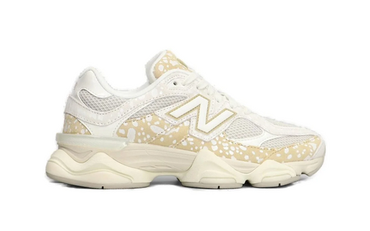 New Balance 9060 puntos beige