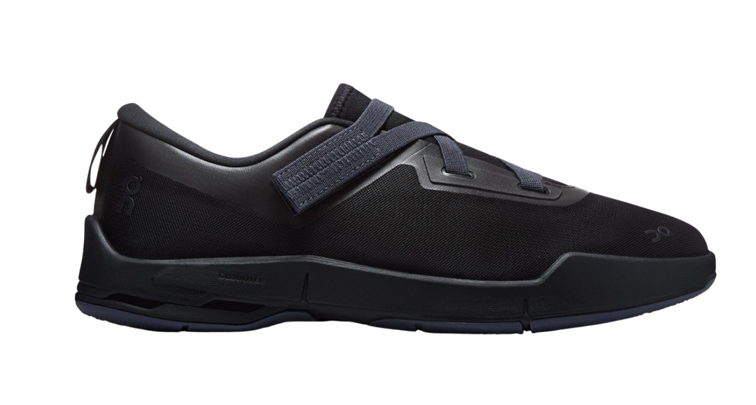 On Women Cloudnova Moon Negro | Sneaker Urbano