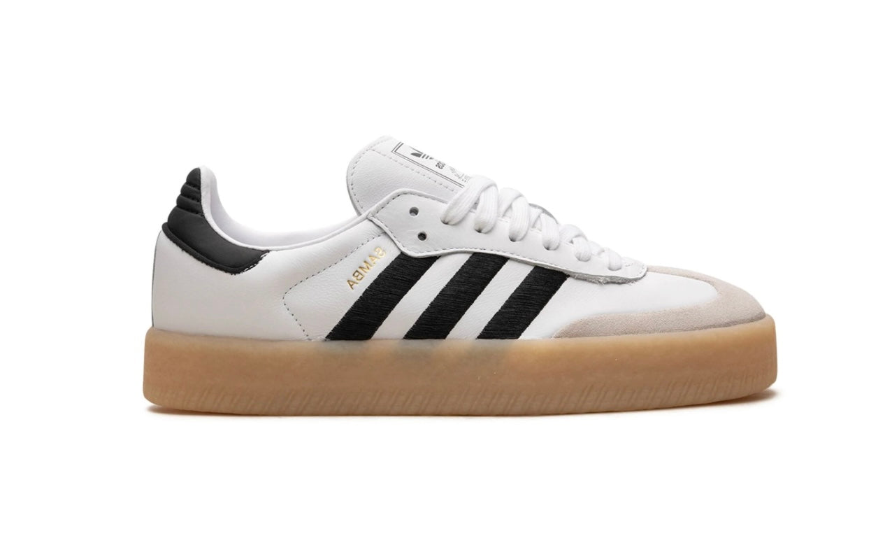 Tenis Adidas Sambae Cloud White Plataforma México en color blanco con detalles negros y suela gum