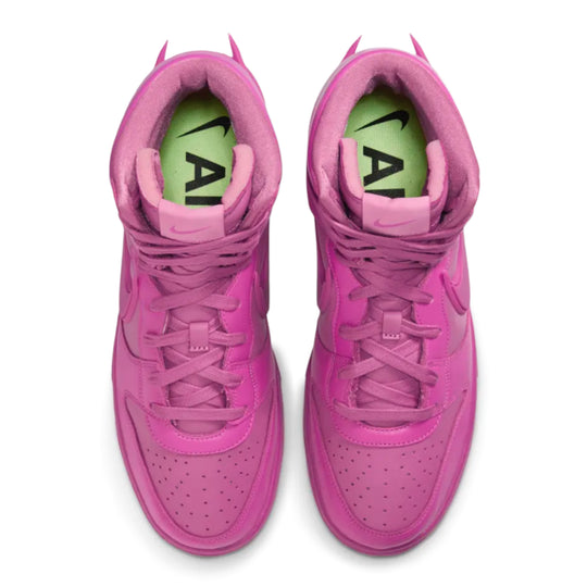 Nike Dunk High Ambush Cosmic Fuchsia con Swoosh extendido colaboración en fucsia México