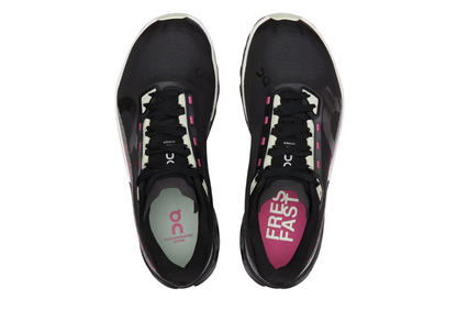 On Cloudmonster Hyper Unisex Negro con Rosa
