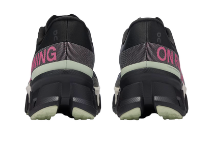 On Cloudmonster Hyper Unisex Negro con Rosa