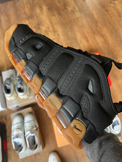 Tenis Nike Air More Uptempo Negro Suela Gum