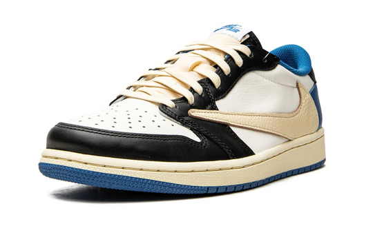 Tenis Nike Air Jordan 1 Low OG Travis Scott Fragment vista lateral