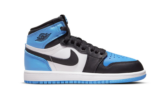 Nike Air Jordan 1 Retro High OG UNC vista lateral