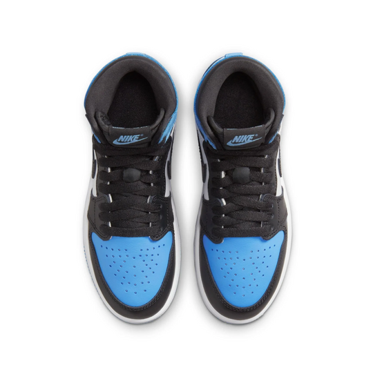 Nike Air Jordan 1 Retro High OG UNC vista trasera